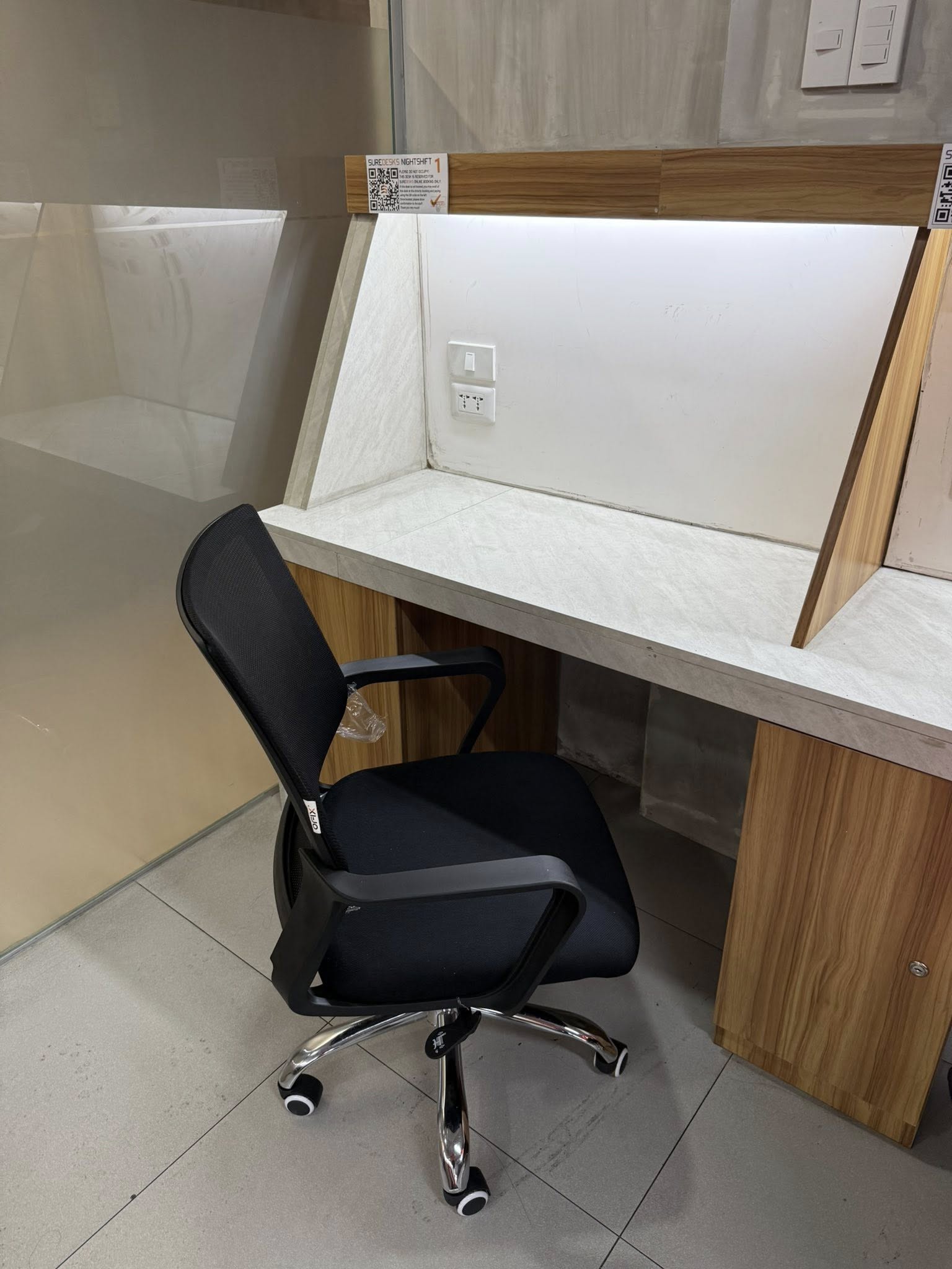 Book SureDesk NightShift for Only P250 - Image 2