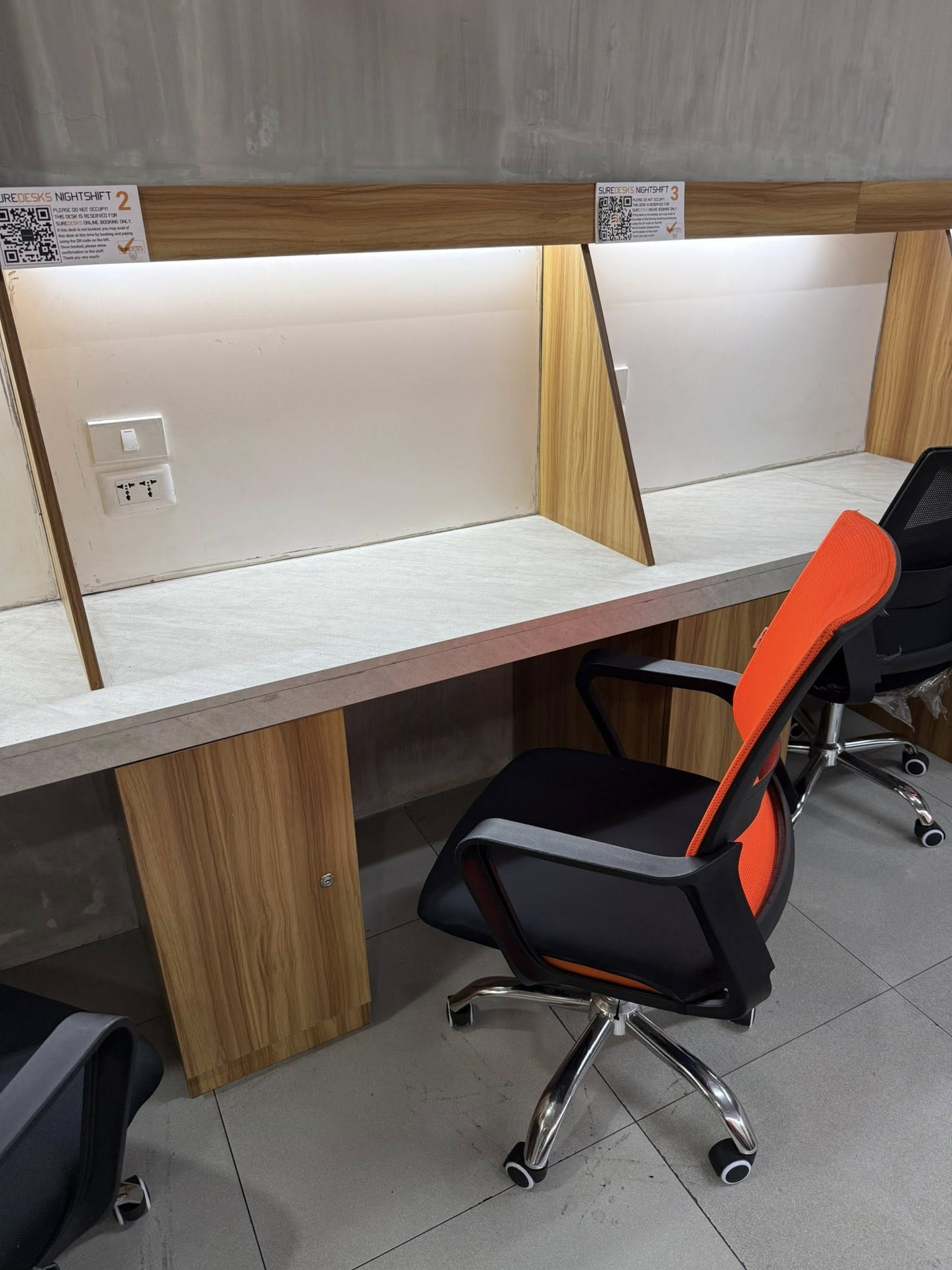 Book SureDesk NightShift for Only P250 - Image 3