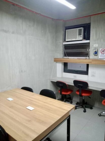 Quad Room: Book Private Study Room for 4 - Image 2