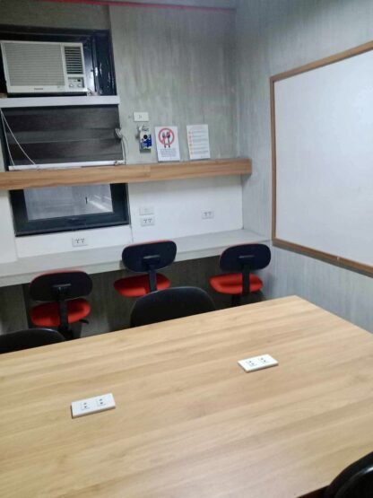 Quad Room: Book Private Study Room for 4 - Image 3